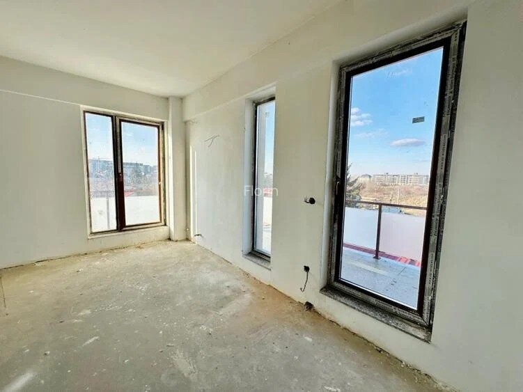 Aviatiei bl 2016 cu lift, nu se plateste tva/ pretul nu include loc parcare